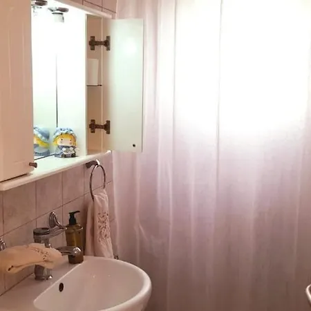 Seabreeze Apartment *
